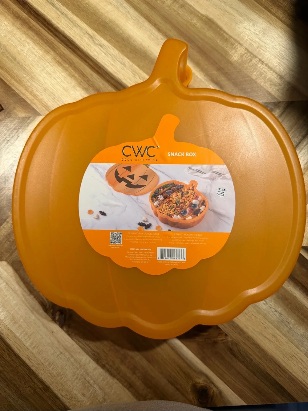 Orange Pumpkin Jack-O'-Lantern snackle box by the CWC